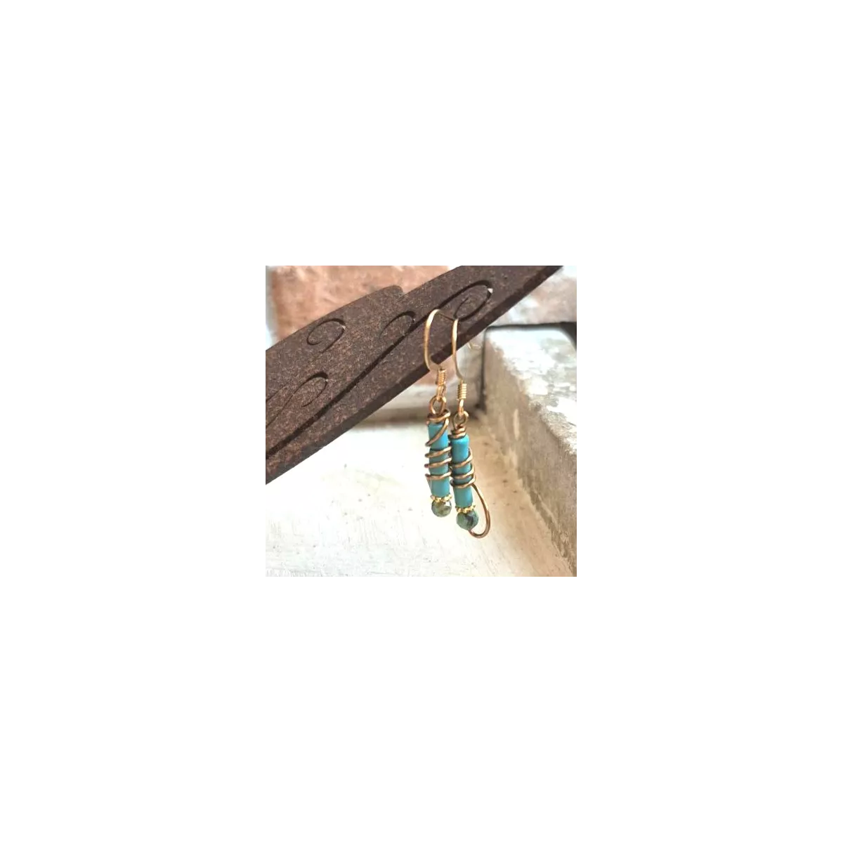 Boucles Érudites : les boucles d'oreille (un poil) steam punk