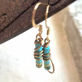 Boucles Érudites : les boucles d'oreille (un poil) steam punk